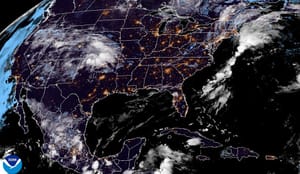 ¡INGRESA DISTURBIO TROPICAL AL ORIENTE DEL CARIBE! - *LÍNEA FRONTAL EN EL NORESTE DEL GOLFO DE MÉXICO