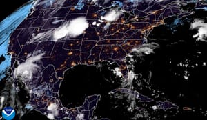 ¡APRIETA EL BOCHORNO DE DÍA CON 3 GOTAS A MEDIA NOCHE! - *CALMA CHICHA EN EL CARIBE Y EL GOLFO DE MÉXICO... POR AHORA