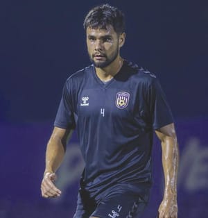 ¡RACING BUSCA MANTENER INVICTO Y LA CIMA EN TABLA!