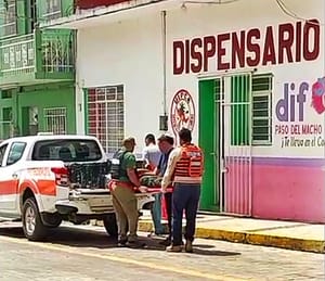 ¡BORRACHÍN DA MAL PASO CAYÓ Y SE PARTIÓ LA CARA!