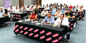 ¡MANDAN A LA ESCUELITA A LOS NUEVOS FUNCIONARIOS DE 18 AYUNTAMIENTOS!