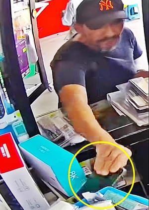 ¡ALERTA EN TEJERÍA POR ‘ROBA-CELULARES’!