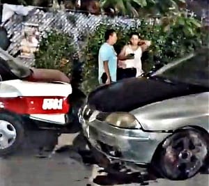 ¡CONDUCTOR EBRIO IMPACTÓ POR DETRÁS A TAXISTA!