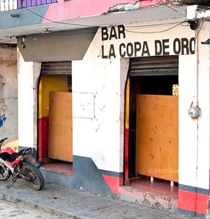 ¡EJECUTAN A ENCARGADA DEL BAR LA COPA DE ORO!