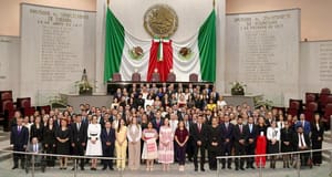 ¡YA HAY MAGISTRADOS! - PROTESTAN EN EL CONGRESO