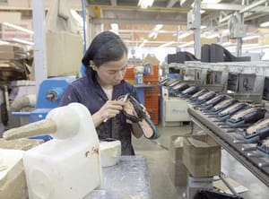 ¡MÉXICO ‘CASTIGA’ A CHINA POR DUMPING EN IMPORTACIÓN DE CALZADOS!