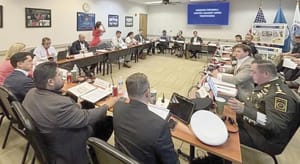 ¡QUIEREN FRENAR EL HUACHICOL!