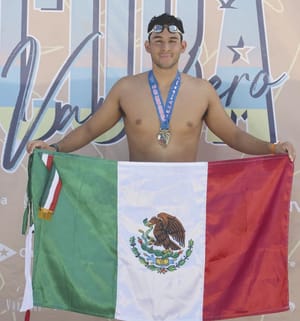 ¡BICAMPEON EN CUBA!