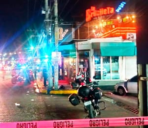 ¡ATACAN BAR EN POZA RICA! - DOS MUERTOS