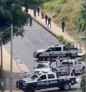 ¡ENFRENTAMIENTO ENTRE POLICÍAS Y CIVILES DEJÓ UN MUERTO Y UN HERIDO! - EN CHOCAMÁN
