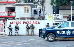 ¡ASEGURAN 85 PUNTAS EN REQUISA EN EL PENAL DE POZA RICA! - INGRESÓ MARINA, GN, EJÉRCITO MEXICANO Y BINOMIOS K9