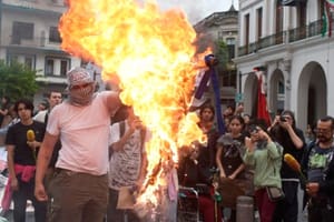 ¡QUEMAN BANDERA! - MARCHA PRO-PALESTINA