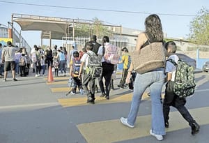 ¡DESCARTAN ‘PUENTE’ EN ESCUELAS POR EL 15 DE SEPTIEMBRE!