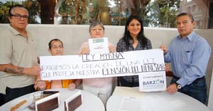 ¡LES ROBAN A ABUELITOS! - DENUNCIA EL BARZÓN