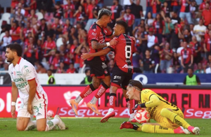 YA ERA HORA: GANA ATLAS, ¡A LO ATLAS!, CON COCCA