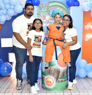 “CUMPLIÓ SIETE AÑOS”