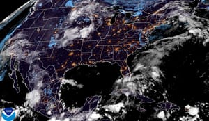 ¡SIGUE NUBLADO CON LLUVIAS, RAYOS Y UNO QUE OTRO TRUENO! - *Y SOPLA DE FRENTE CON RACHITAS