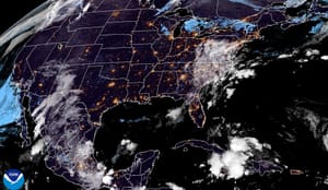 ¡LÍNEA FRONTAL EN EL CENTRO DEL GOLFO DE MÉXICO! - *NUBLADÓN CON GOTAS Y NORTECITO