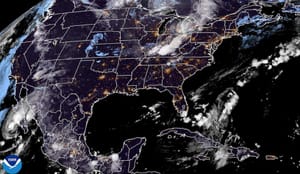 ¡HURACÁN “LORENA” LE DA A BAJA CALIFORNIA! - *CIRRUS Y BOCHORNO EN EL DIA, CON LLUVIAS EN LA NOCHE