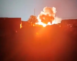 ¡EXPLOSIÓN EN INSTALACIONES DE CFE CERCA DE COATZACOALCOS!