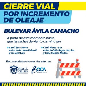 ¡OLEAJE ELEVADO PROVOCA CIERRE DEL BULEVAR!