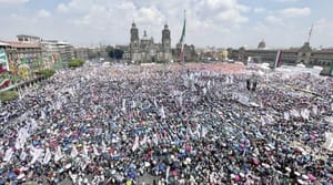 ¡CASA LLENA EN EL ZÓCALO! -EN EL SHEIBAUM FEST
