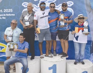 ¡SIRENAS Y TRITONES DE LUJO! - EN EL 55 FESTIVAL ACUARIO