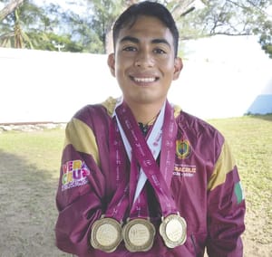 ¡DISFRUTA DE SU HAT TRICK DORADO!