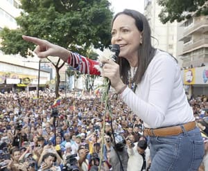 ¡PODRÉ RECOGER EL NOBEL DE LA PAZ EN OSLO SI MADURO DEJA EL PODER!