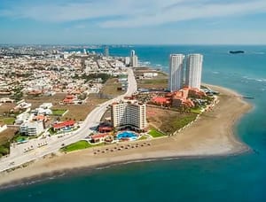¡CANCELAN OTRA TORRE! - EN LA PLAYA