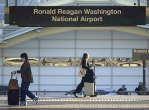 ¡CAUSA CIERRE EN EU MÁS DE 4 MIL RETRASOS DE VUELOS!