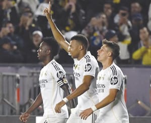 ¡COMANDA MBAPPÉ GOLEADA DEL REAL MADRID EN CHAMPIONS!
