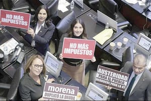 ¡SUBE IMPUESTO A REFRESCOS, TABACO Y VIDEOJUEGOS!