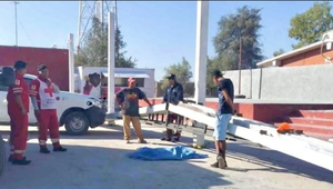 ¡MUERE NIÑO DE SEIS AÑOS AL CAERLE UNA ESTRUCTURA METÁLICA!