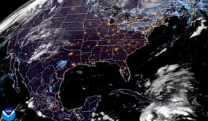 ‘TIEMPO DE VERANO EN PLENO OTOÑO! - *"MELISSA" CRECE EN EL CARIBE Y SERÁ HURACÁN