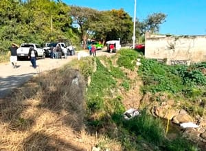 ¡AUTO CAYÓ A LAGUNATO DE AGUAS NEGRAS Y MURIÓ EL CONDUCTOR!