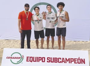 ¡PLATA PARA LEONES ANÁHUAC XALAPA EN VOLEIBOL DE PLAYA!