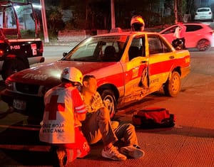 ¡CHOCAN TAXI Y MOTOCICLETA EN LA RESERVA TARIMOYA!