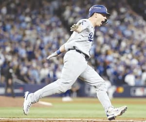 ¡BICAMPEONES! - Partidazo con drama el séptimo de la Serie Mundial