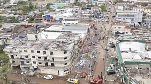¡TORNADO EN BRASIL DEJA 400 HERIDOS! - Y SEIS MUERTOS