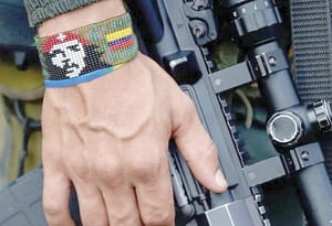 ¡BOMBARDEOS A DISIDENCIAS DE EX FARC MATA A SEIS MENORES!