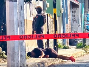 ¡CRIMINALES ASESINAN A TRABAJADOR DE CFE! - FUE BALEADO CUENDO IBA AL COLEGIO A RECOGER A SUS HIJOS