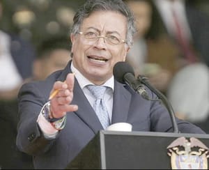 ¡PETRO ANUNCIA LA INCAUTACIÓN DE CASI DOS TONELADAS DE COCAÍNA EN EL PACÍFICO!