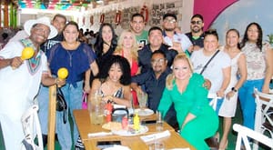 FESTEJANDO EL CUMPLEAÑOS DE JUAN VICTORIO