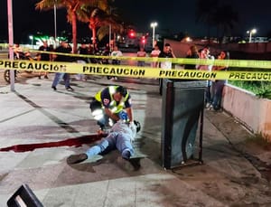 ¡MOTOCICLISTA SE MATÓ EN EL BOULEVARD DE BOCA DEL RÍO!