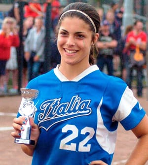 ¡ITALIANA ERIKA PIANCASTELLI LLEGA AL ÁGUILA SOFTBOL!