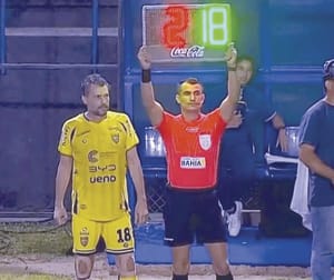 ¡DEBUTA COMO PROFESIONAL EL PRESIDENTE DE UN CLUB EN PARAGUAY!