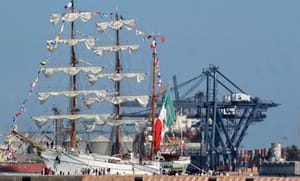 ¡VIENE EL CUAUHTÉMOC!