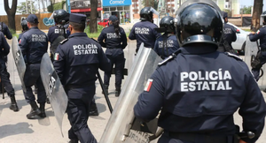 ¡HIJO DROGADICTO QUERÍA ‘VOLAR’ LA CASA CON SUS PADRES ADENTRO!