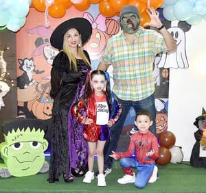 DIVERTIDA FIESTA DE DISFRACES